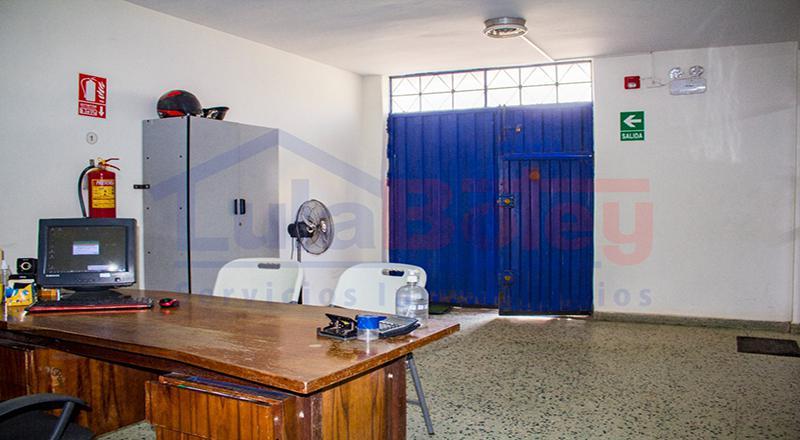 VENTA DE LOCAL COMERCIAL EN JOSÉ LEONARDO ORTIZ